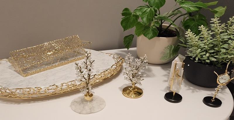 Go Glam With Accessories