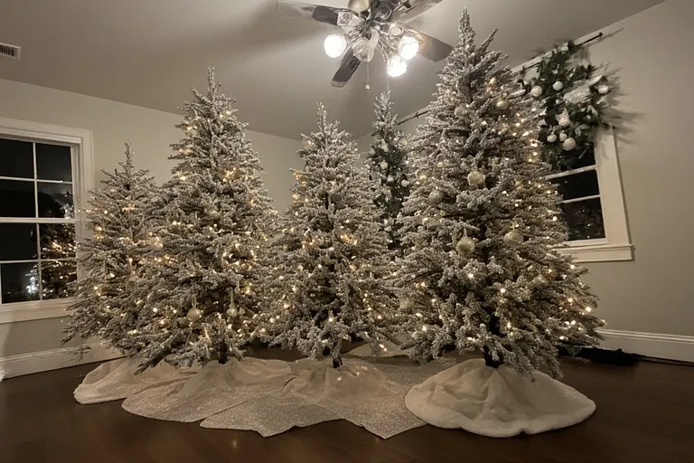 Flocked Christmas tree decor 