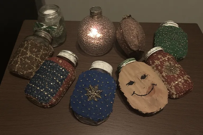 Upcycled Crafts for Sustainable Holidays